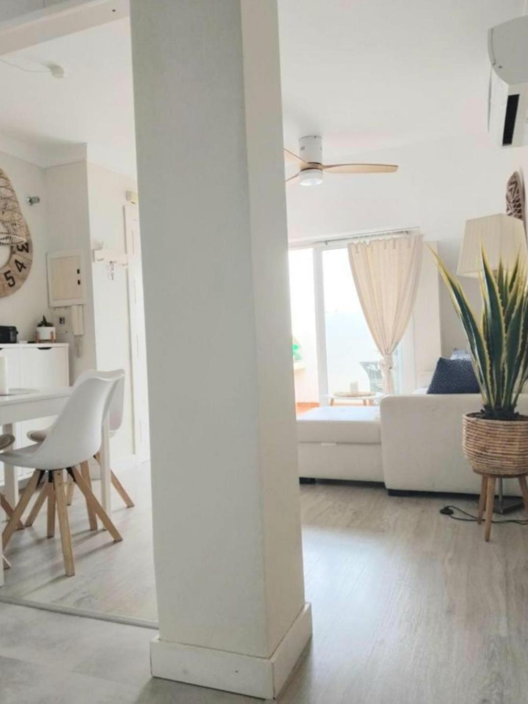 New City Penthouse Near Beach With Sunny Balcony Fuengirola Bagian luar foto